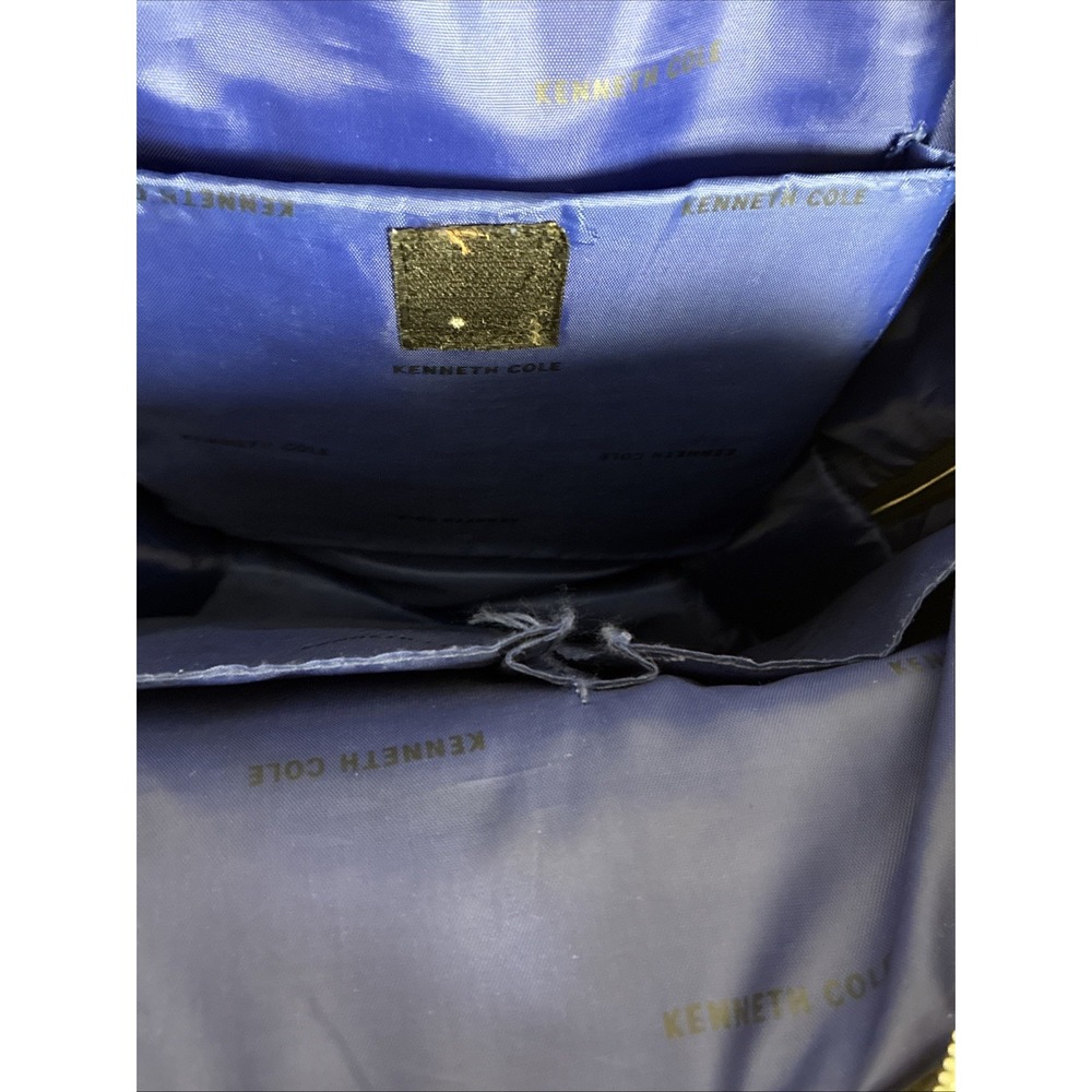 Kenneth Cole Reaction Backpack Black Nylon Chevron Quilted Gold Hardware Zipper - Picture 9 of 14